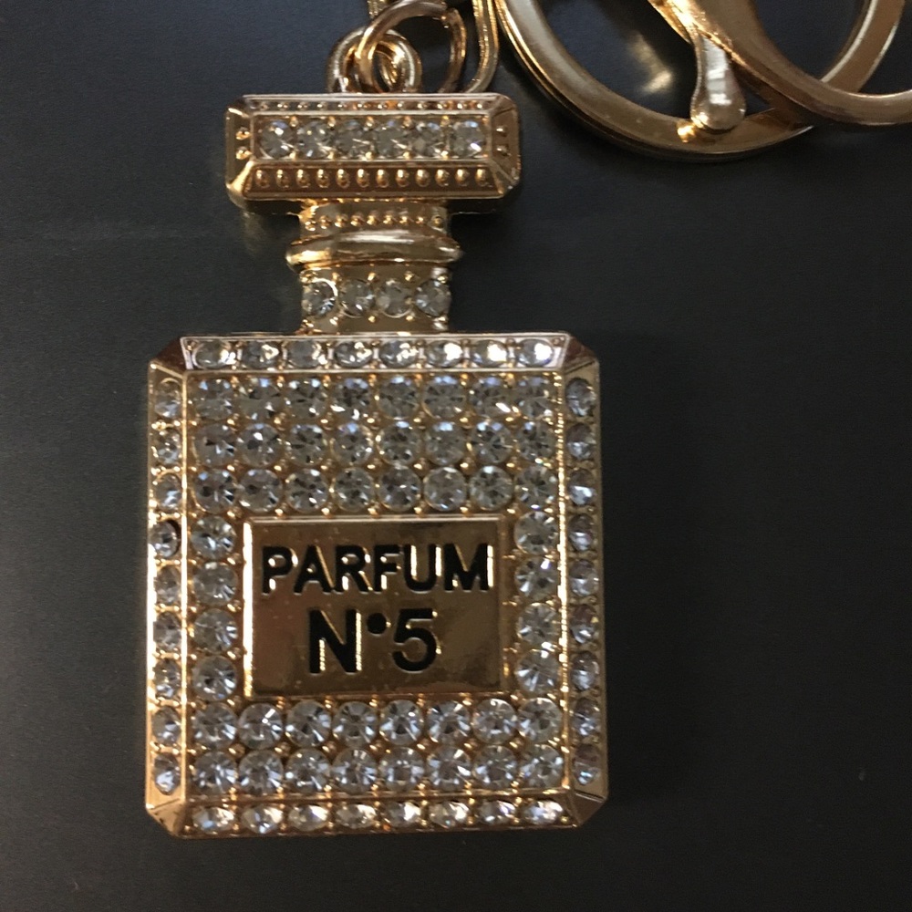Perfume Bottle Keychain Rhinestone Key Ring Purse Bag Handbag Wallet Charms